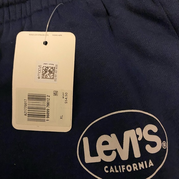 Levi’s Sweatpants - Picture 3 of 5